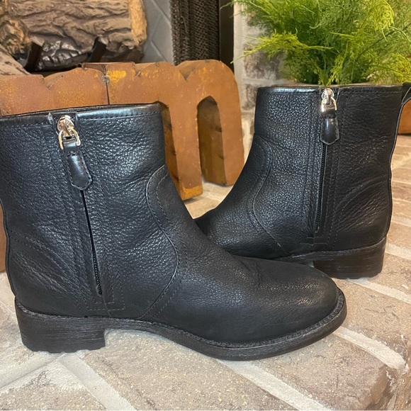 Tory Burch Simone Black Leather Ankle Boots Size 7.5 - Picture 5 of 8